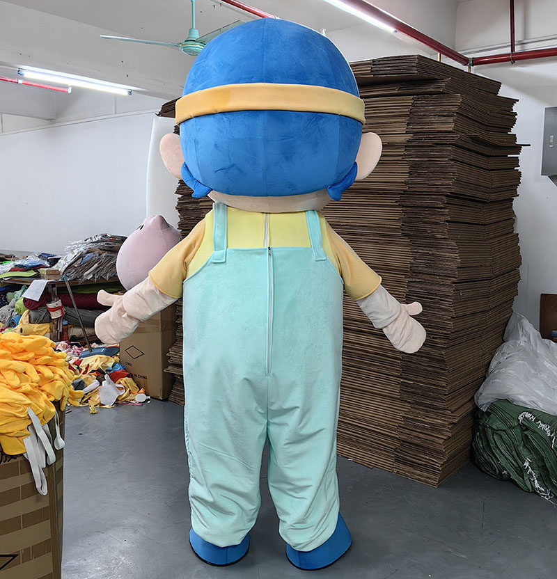 Custom human mascot shipped to france client